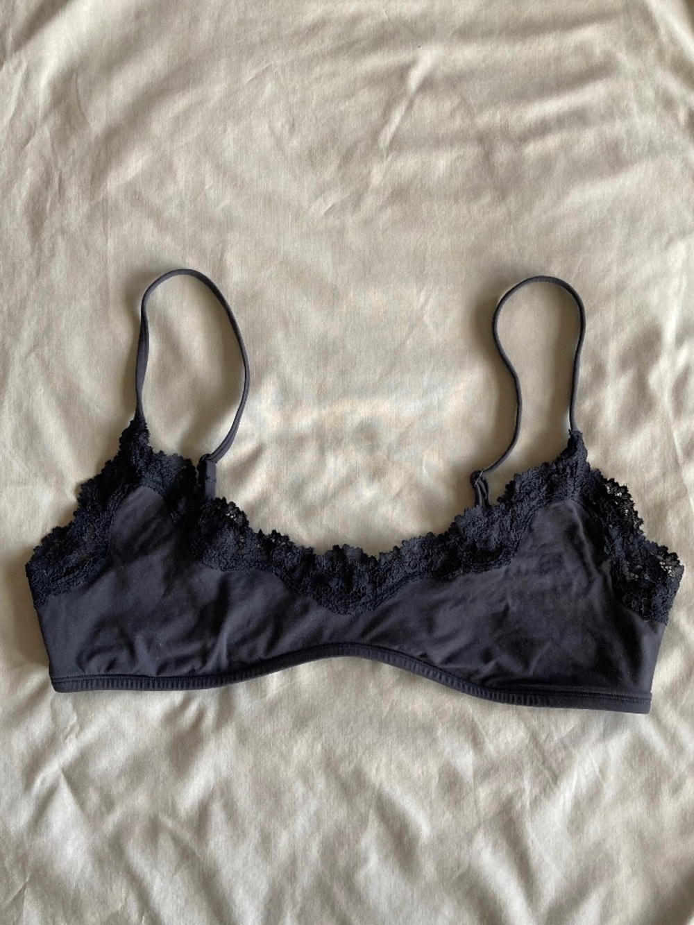 SKIMS Fits Everybody Lace Scoop Bralette in Onyx; Like New, Size Large